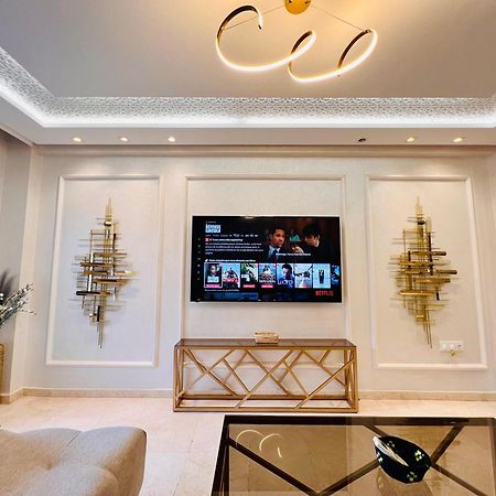 E-Appartement De Luxe Centre Gueliz Piscine Parking Fibre Netflix Марракеш Екстер'єр фото